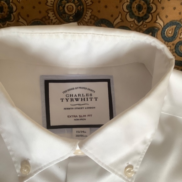 Charles Tyrwhitt Gents dress shirts. - Picture 5 of 9